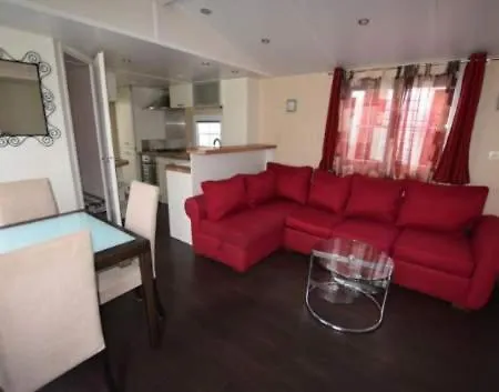 Location Saisonniere Mobil-home A St Augustin Sur En Charente-maritime 17570 Campingplads *
