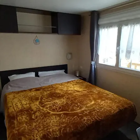 Location Saisonniere Mobil-home A St Augustin Sur En Charente-maritime 17570 Campingplads