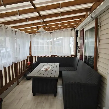 Kemp Location Saisonniere Mobil-home A St Augustin Sur En Charente-maritime 17570 *