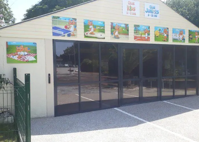 Location Saisonniere Mobil-home A St Augustin Sur En Charente-maritime 17570 * Saint-Augustin (Charente-Maritime)